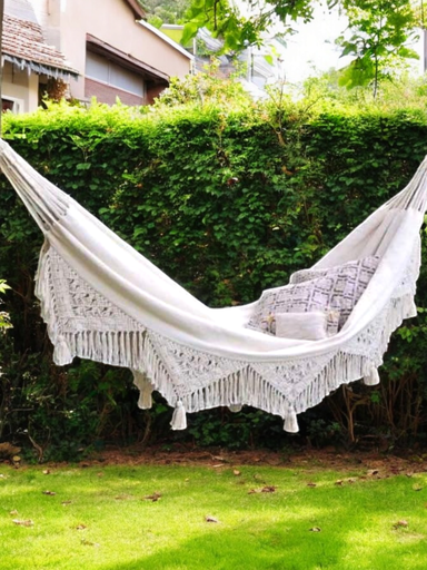 Hamaca con tejido en macramé