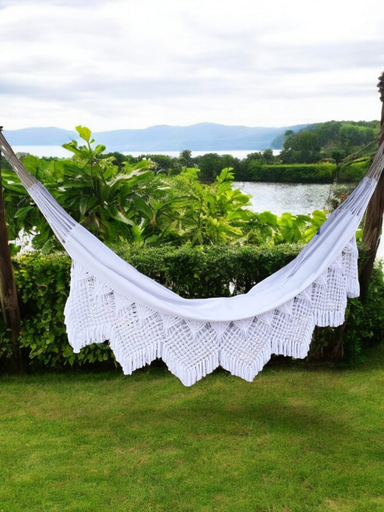 Hammock with Macramé Weaving 
