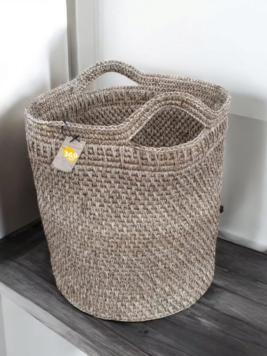 Container with Fique Handles