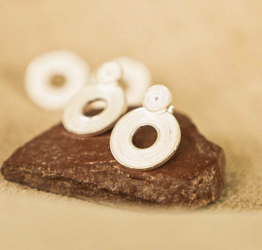 Aretes en filigrana de plata